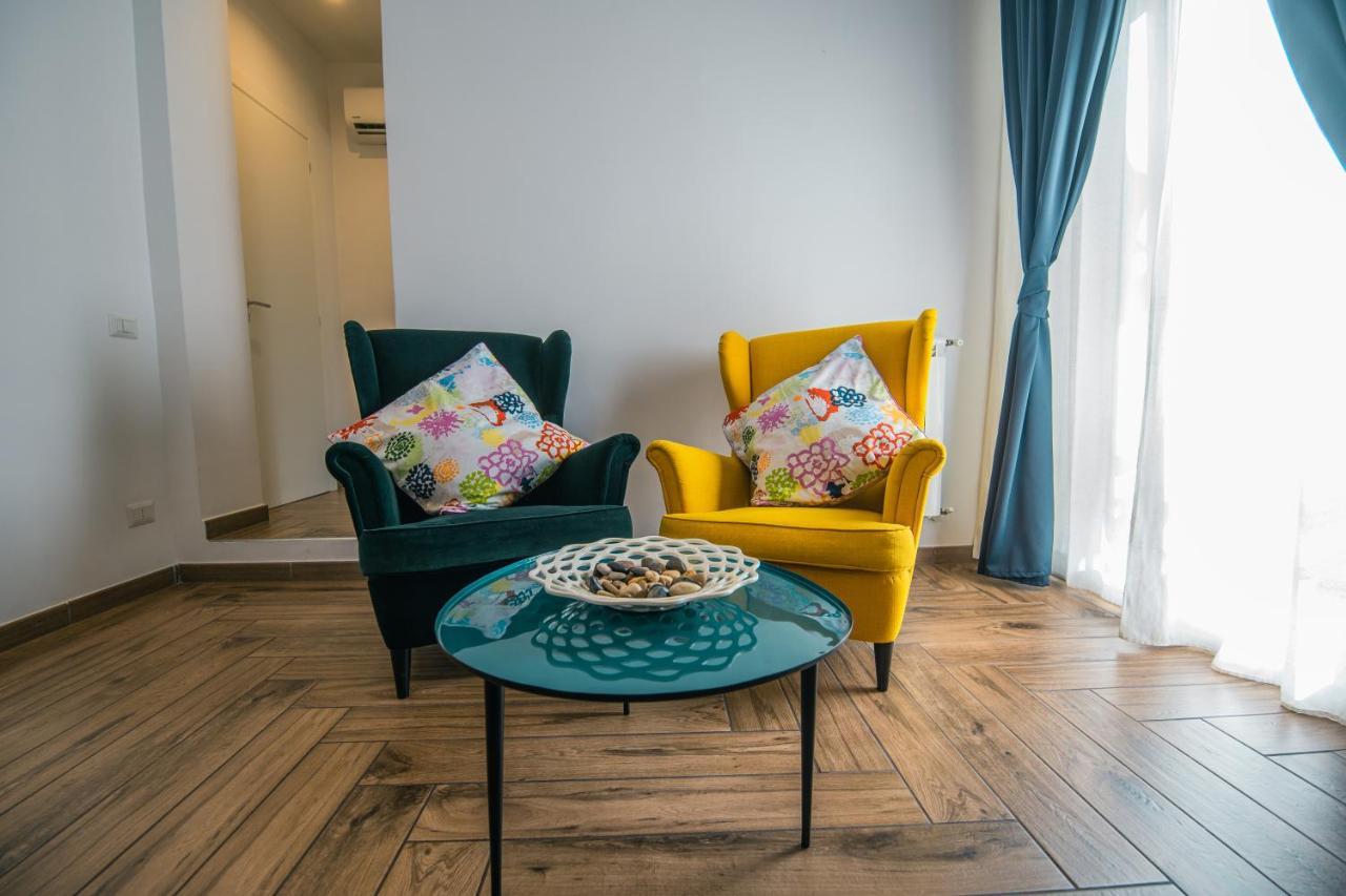 Bed and Breakfast Hub Ferroviario - 12 Posti Letto Per Il Tuo Gruppo A Napoli Con Wifi E Netflix Exteriér fotografie