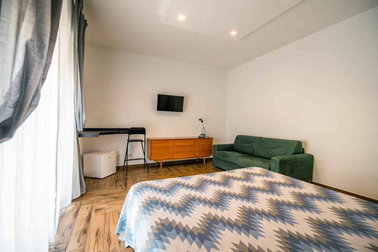 Bed and Breakfast Hub Ferroviario - 12 Posti Letto Per Il Tuo Gruppo A Napoli Con Wifi E Netflix Exteriér fotografie