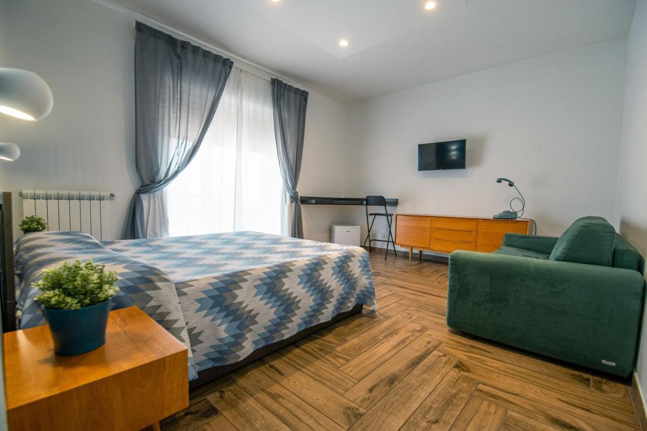Bed and Breakfast Hub Ferroviario - 12 Posti Letto Per Il Tuo Gruppo A Napoli Con Wifi E Netflix Exteriér fotografie