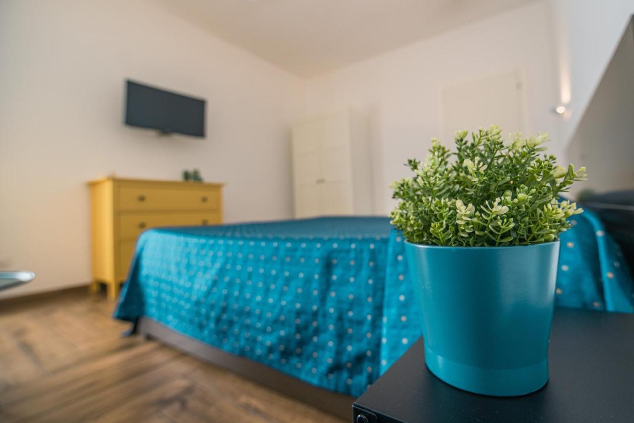 Bed and Breakfast Hub Ferroviario - 12 Posti Letto Per Il Tuo Gruppo A Napoli Con Wifi E Netflix Exteriér fotografie