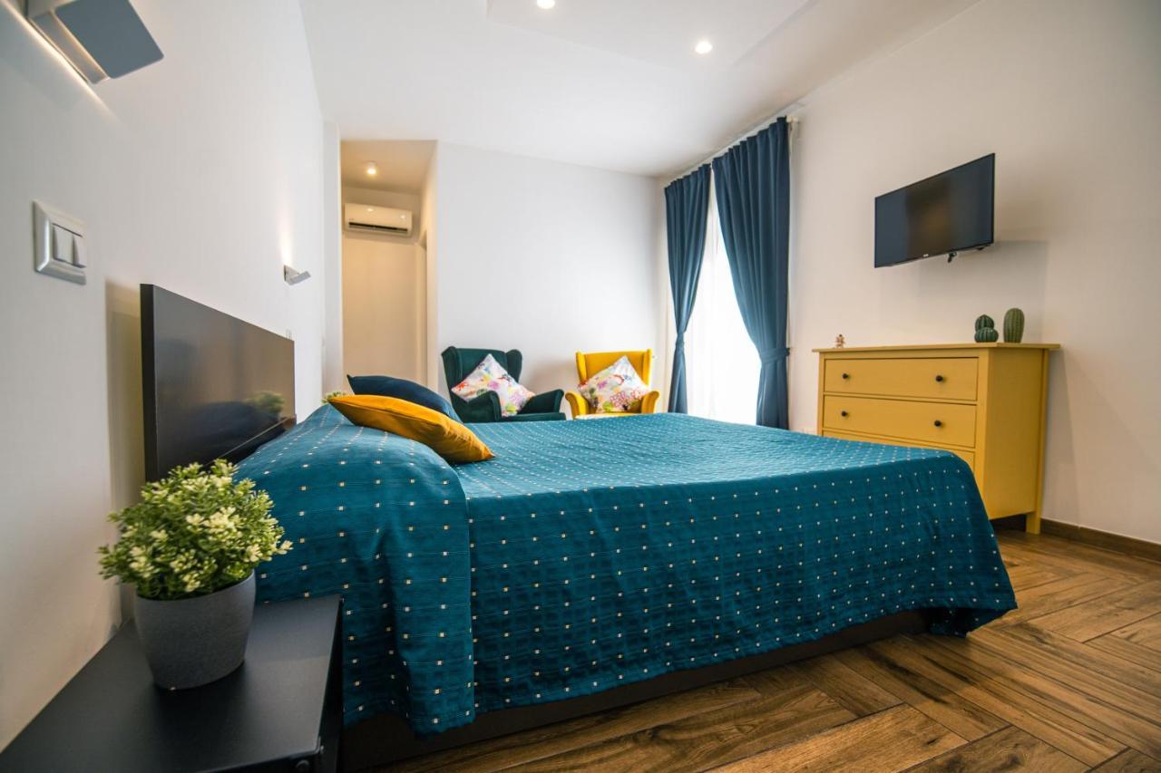 Bed and Breakfast Hub Ferroviario - 12 Posti Letto Per Il Tuo Gruppo A Napoli Con Wifi E Netflix Exteriér fotografie