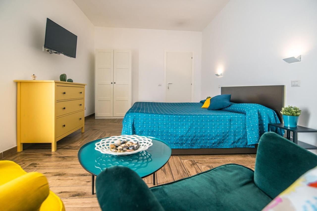 Bed and Breakfast Hub Ferroviario - 12 Posti Letto Per Il Tuo Gruppo A Napoli Con Wifi E Netflix Exteriér fotografie